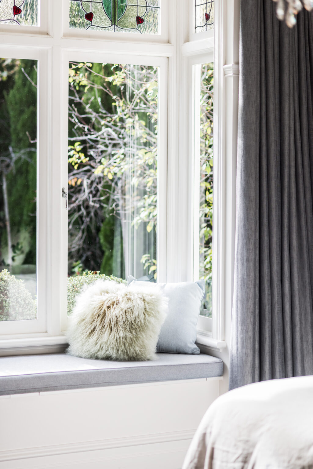 Home decoration is where function, proportion and emotion come together.